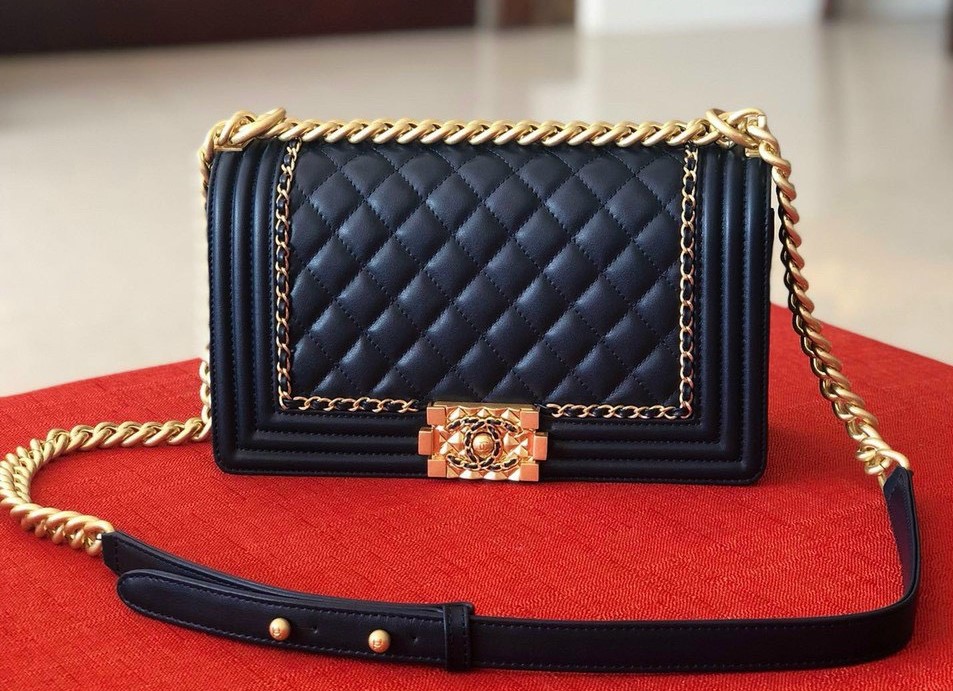 Khám phá 3 dòng túi xách Chanel nữ kinh điển nhất