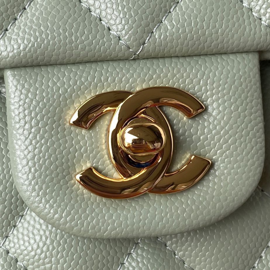 Túi Xách Chanel Classic – Xanh Ngọc Khóa Vàng