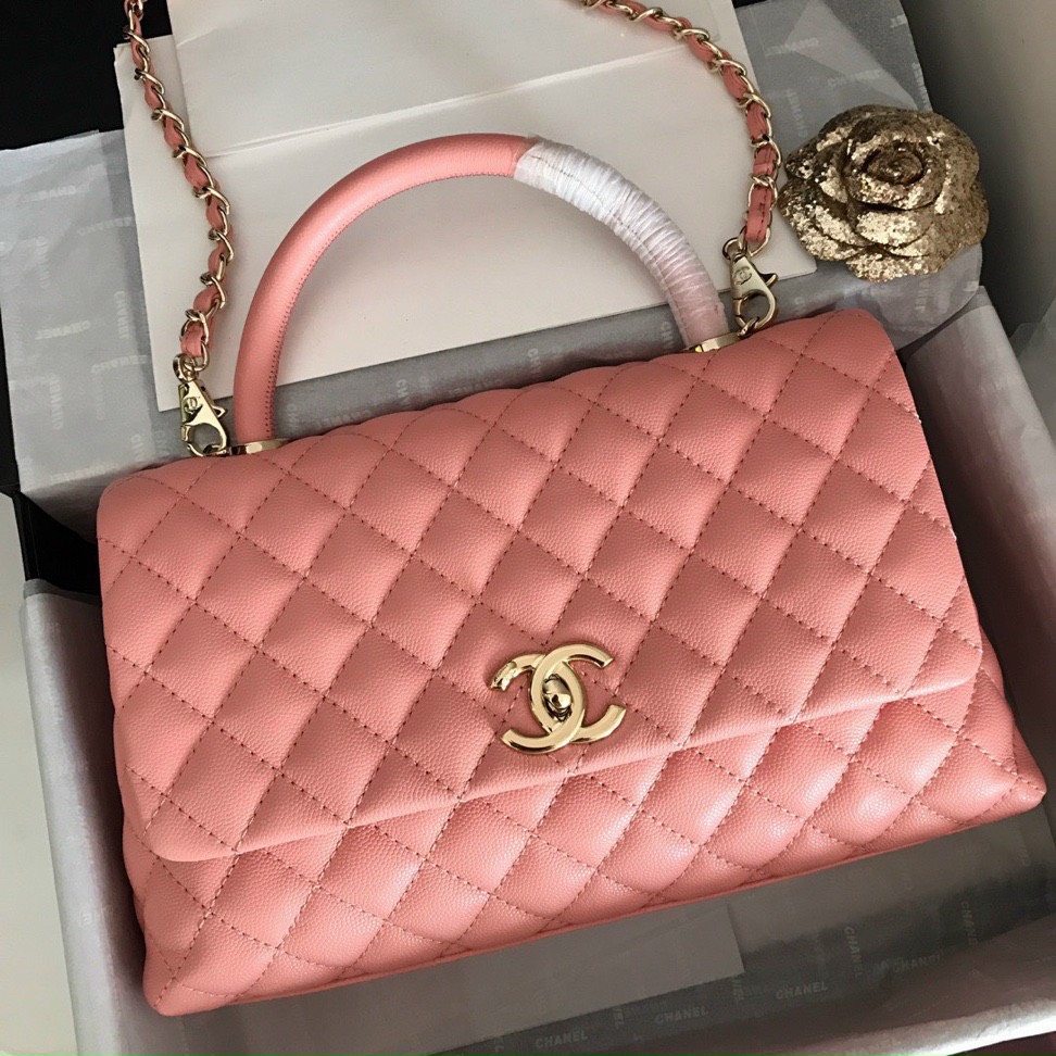Túi xách Chanel Coco Handle Bag – Cơn sốt của giới thời trang