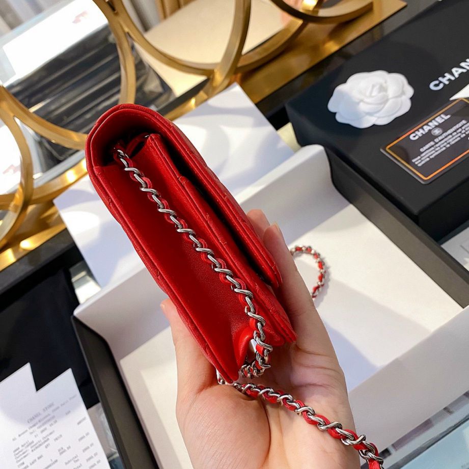 Chanel Classic Wallet On Chain – Đỏ Mịn