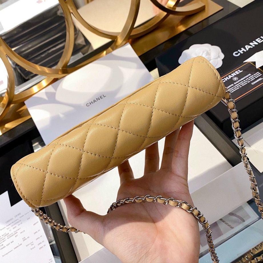 Chanel Classic Wallet On Chain – Vàng Mịn