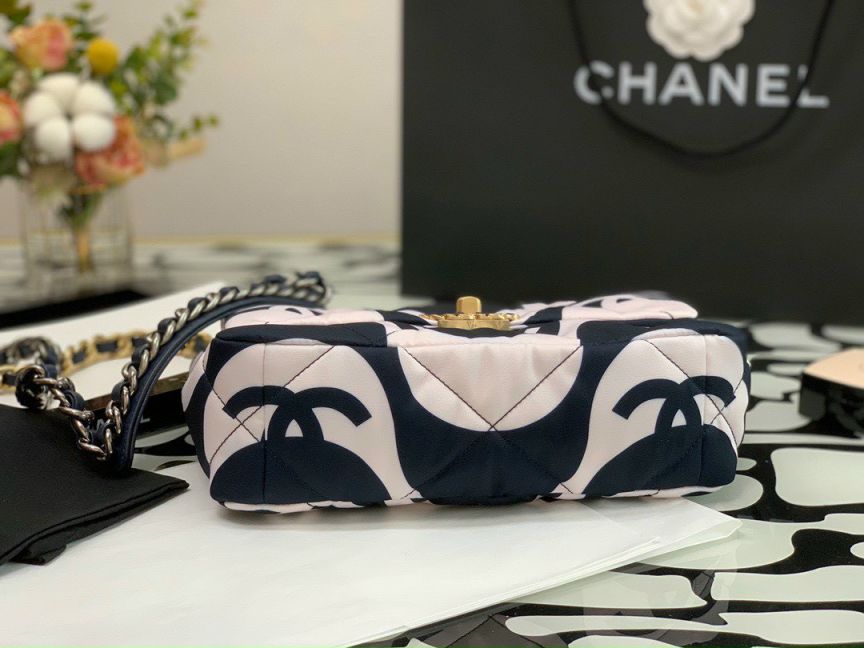 Túi Xách Chanel 19 CC Fabric Bag