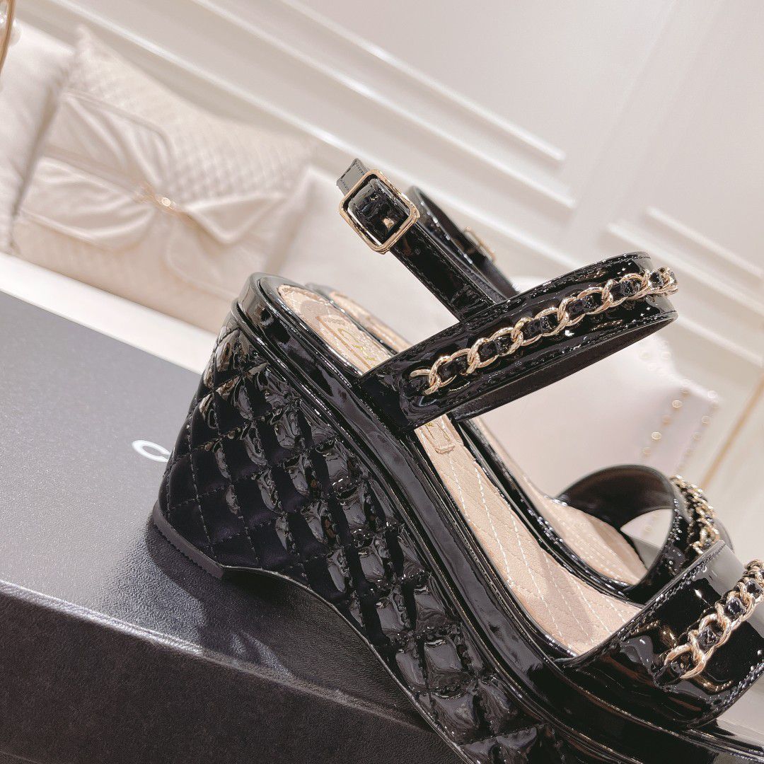 Giày Sandal Cao Gót Đế Xuồng Chanel