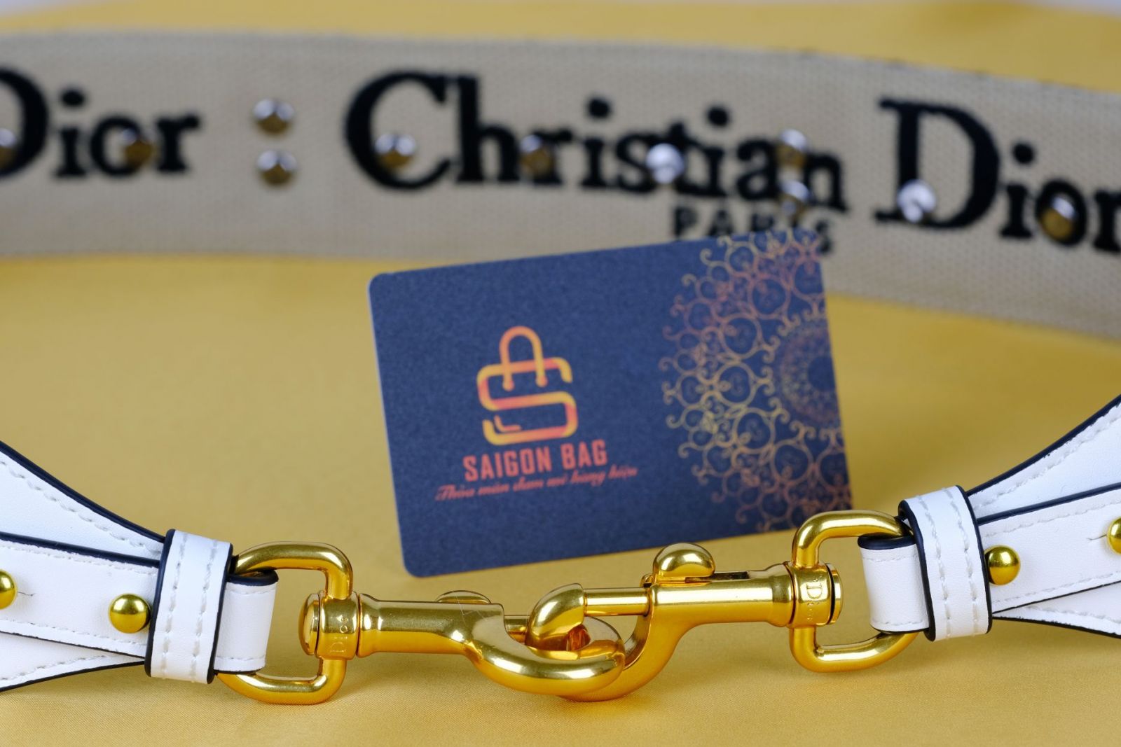 Túi Xách Christian Dior Saddle - Trắng