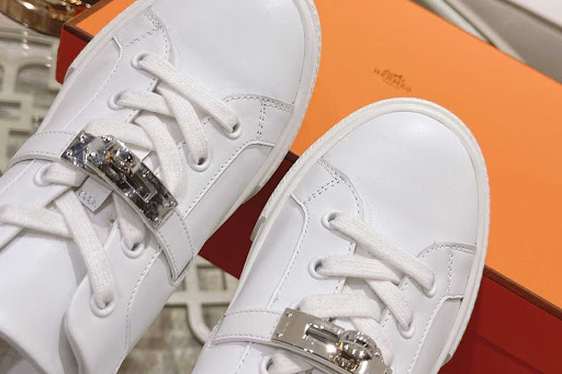 Review giày Hermes sneaker cho bạn chi tiết nhất