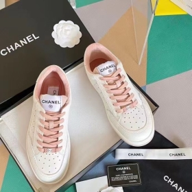 Giày Chanel Sneaker