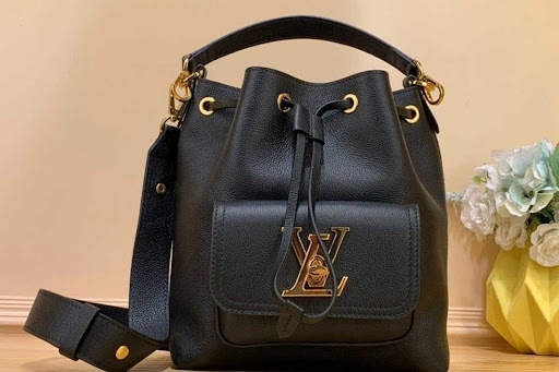 LV Lockme Bucket: Review túi Louis Vuitton độc lạ